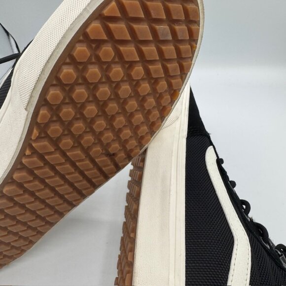 Vans Women's Sk8-Hi MTE (All Weather) Black with Faux Fur Sneaker Boots Size 9 - Picture 7 of 7